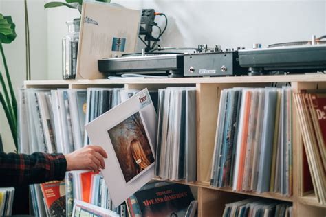 A Beginners Guide To Collecting Vinyl From Buying Your First