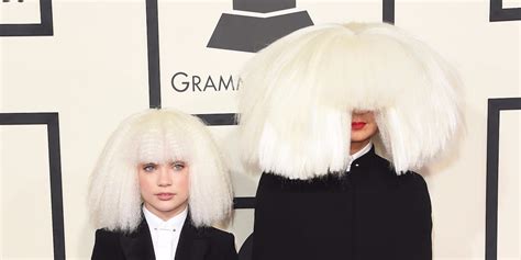 Sia che si tratti dei modelli più classici che di quelli più elaborati, la creatività non manca mai: Sia defends working with 15-year-old dancer Maddie Ziegler ...