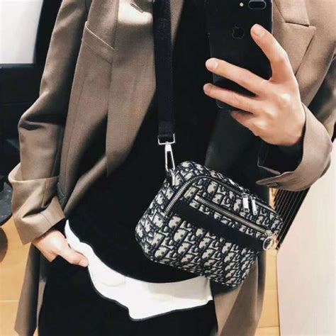 Dior Unisex Safari Messenger Bag Grained Black Calfskin Dior Oblique