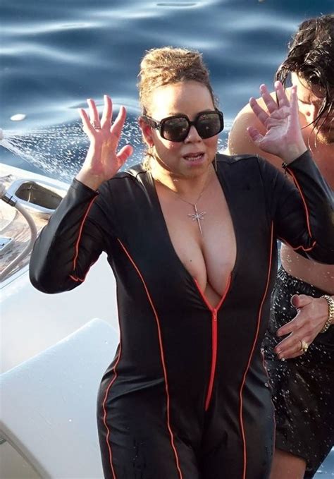 Mariah Carey In The Sea In Capri Celebmafia