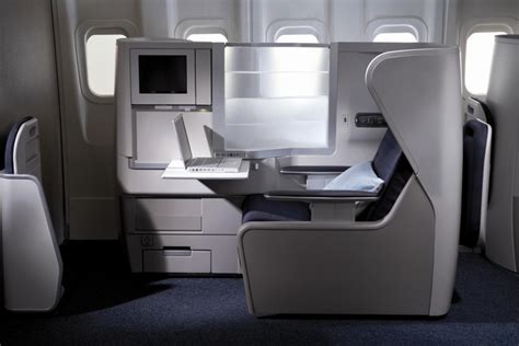 Getting the screen into position was easy enough, although the release latch could be fiddly. Review: Review: British Airways Club World Singapore ...