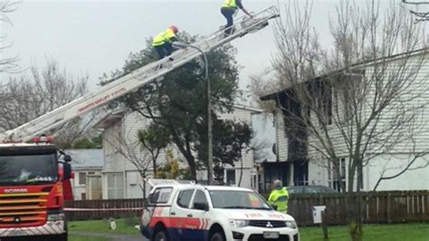 Livestream Police Presser On Fatal House Fire Newshub