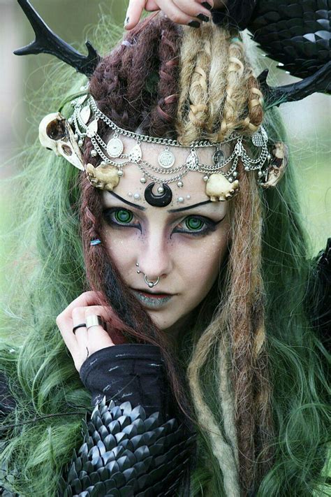 Dark Beauty Gothic Beauty Maquillage Halloween Halloween Makeup Cosplay Moda Medieval