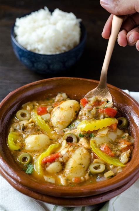 El bacalao a la vizcaína, es una receta tradicional que ahora, en tiempo de cuaresma y semana santa, hará las delicias de todos los que les para comenzar a cocinar el bacalao a la vizcaína, vertemos el aceite de oliva en un cazo pequeño y hondo. Bacalao Vegano a la Vizcaína « Mi Mero Mole | Recetas ...