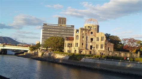 Manage your video collection and share your thoughts. 広島の原爆ドームや平和記念公園に行って感じたこと - みずほ ...