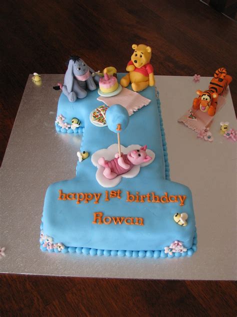 Winnie The Pooh And Friends 1st Birthday Cake 1st Birthday C Flickr