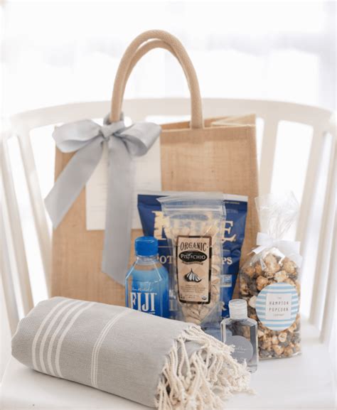 22 Creative Wedding Welcome Bag Ideas