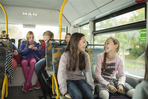 Sicherheits Tipps Für Die Busfahrt Zur Schule Würzburg Erleben