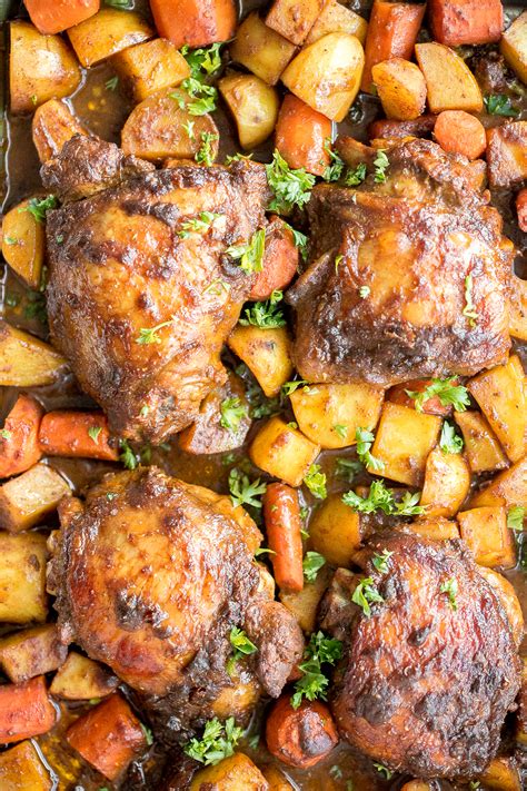 This chicken curry recipe is creamy, mildly spiced and comes together in less than 30 minutes. Sheet Pan Curry Chicken and Vegetables | aheadofthyme.com ...