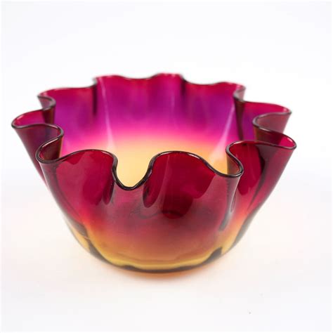 Antique Fuchsia Amberina Ruffled Edge Finger Bowl 1880 S Etsy Glass Collection Glass Antiques