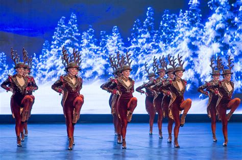A Review Of The Amazing Christmas Spectacular Starring The Radio City