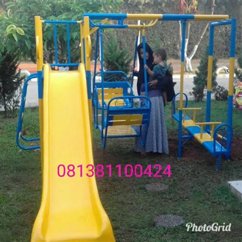 Hal ini memang benar adanya, namun meskipun demikian ayunan sekarang ini tidak hanya digunakan untuk anak kecil saja. Playground perosotan mainan 3 set ayunan besi jungkitan ...