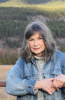1949) is an american author and zoologist. Delia Owens author interview in 2020 | Interview, Author, Owen