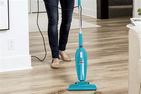 The 3 Best Vacuums For Hardwood Floors Of 2023 Reviews By Wirecutter