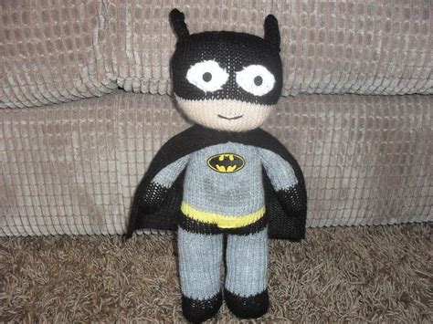 Imorgon är sista dagen här. BATMAN KNITTING PATTERN by juliebarr5020046 - Craftsy
