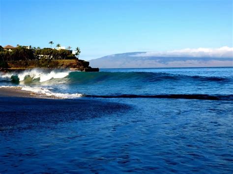 Surf Maui Great Waves In This Amazing Hawaiian Island