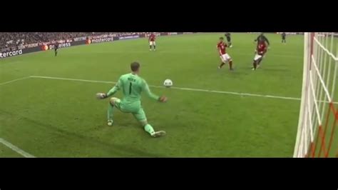 Increibles paradas de manuel neuer vs real madrid abril 2017 amazing saves manuel neuer vs real madrid april 2017 please. Neuer AMAZING SAVE VS Cristiano Ronaldo - YouTube
