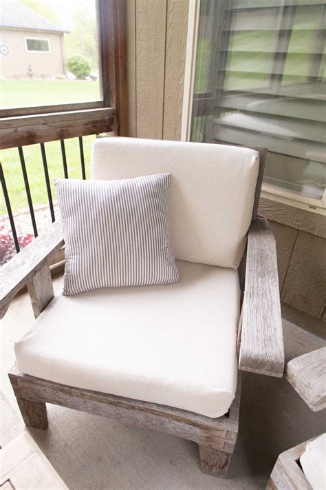 How to make outdoor cushions. DIY Outdoor Cushion Covers with Zipper Tutorial (Easy & Cheap)