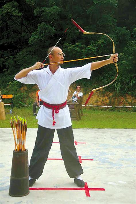 Chinese Bow And Arrow