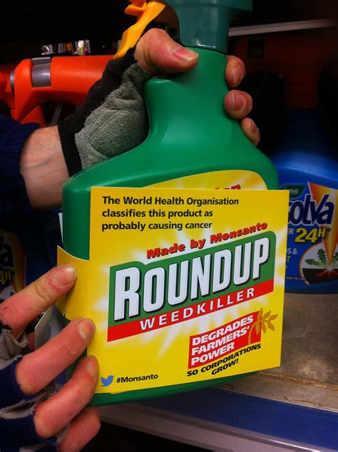 Monsanto's Roundup bottles get relabelled by activists in run up to EU ...