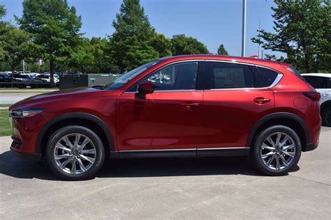 For 2020, engineers worked to improve its noise, vibration and harshness characteristics. New 2020 Mazda CX-5 Grand Touring Sport Utility in ...
