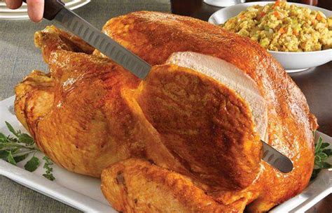 Legal seafoods has a traditional thanksgiving menu featuring turkey breast with sausage stuffing, mashed potatoes, butternut squash, gravy and. Golden Corral from 10 Chains That Will Be Serving ...