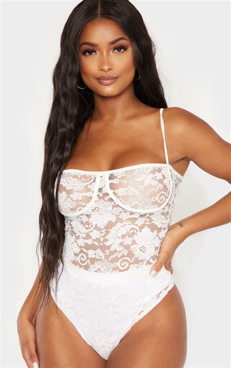 Shape White Lace Bust Cup Bodysuit Curve Prettylittlething Ie