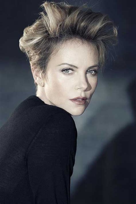 Charlize Theron Pixie Haircuts 27 Charlize Theron Charlize Theron