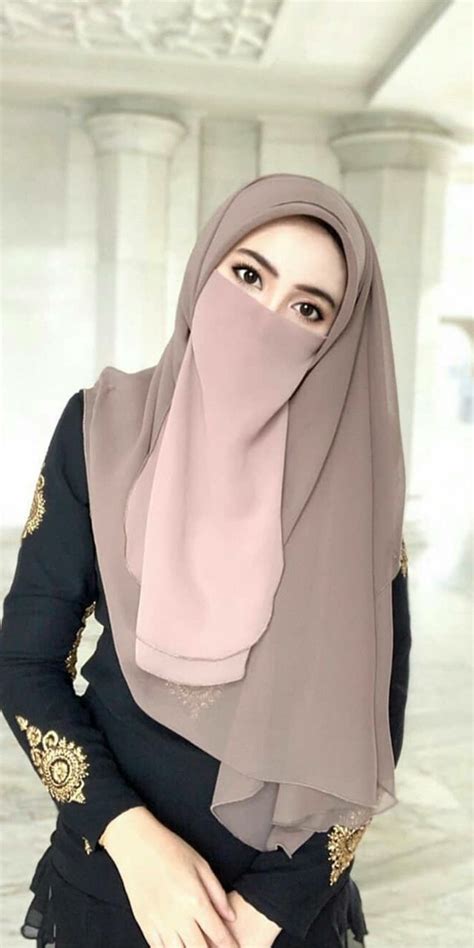 Pin By Nauvari Kashta Saree On Muslim Fashion Hijab Niqab Fashion Fashion