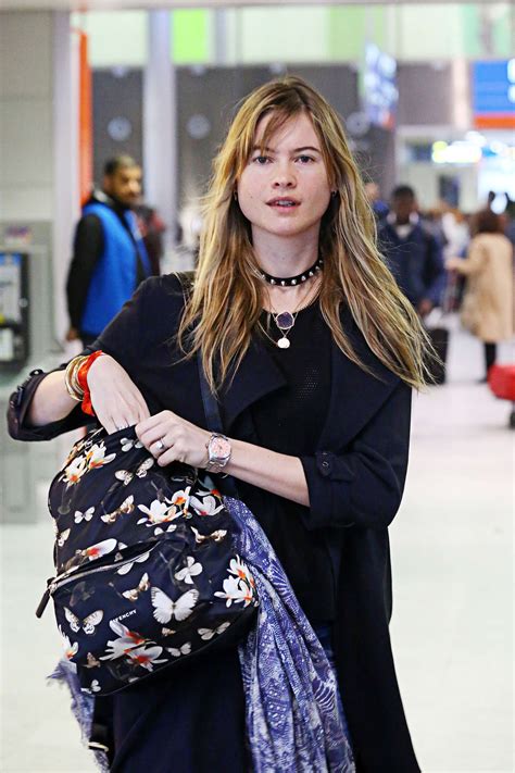 Behati Prinsloo In Ripped Jeans At Charles De Gaulle Airport 02 Gotceleb