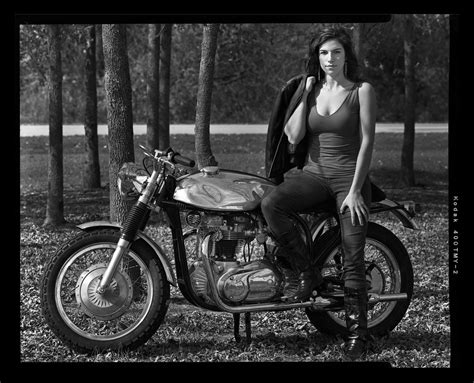Girls On Motorcycles Pics And Comments Page 905 Triumph Forum