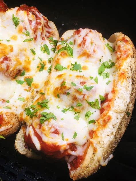 Air fryers are simply revolutionizing the way that we cook in our kitchens. Air Fryer Goat Cheese Balsamic Turkey Burgers - Cooks Well ...