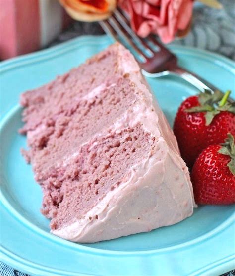 Do you have a birthday coming up that you're hoping to celebrate with cake as usual, but you're actually in the midst of trying to be a little more calorie conscious than usual right now? Healthy Strawberry Cake with Strawberry Frosting | Recipe | Protein, Coloring and Gluten free