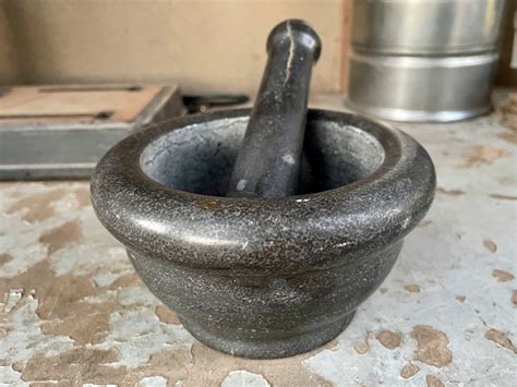 Vintage Heavy Black Stone Grinding Bowl Mortar And Pestle Molcajete