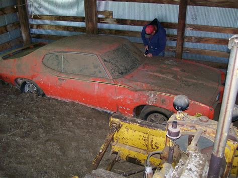Any video suggestions be great. 1969 Pontiac GTO Judge Found In Barn - High Performance ...