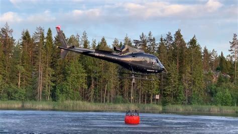 Stor skogsbrand härjar i småland. Bekämpning av skogsbrand - YouTube