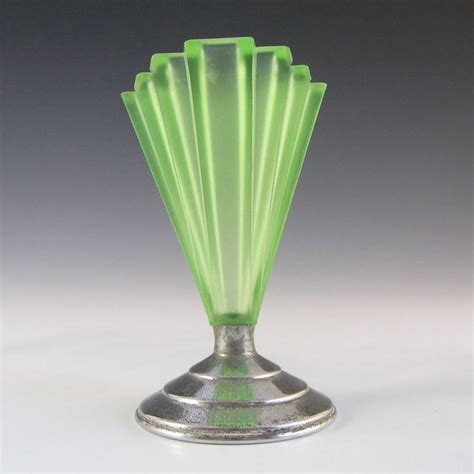 bagley 1930 s art deco uranium glass grantham vase 334 2 glass art art deco glass art deco home