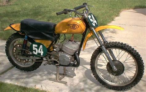 Vintage jawa cz 350 + sixteener moped motorcycle range brochure racing parts +. 1970 CZ 250 Type 980 Classic Motorcycle Pictures