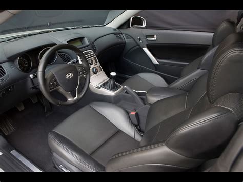 Interior Del Hyundai Génesis Coupe 2010 Lista De Carros