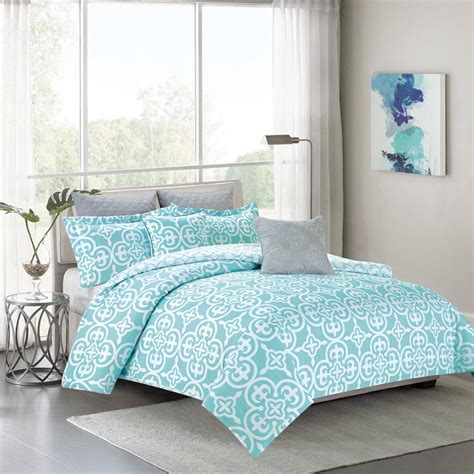 Set includes a cozy but modern geometric printed comforter, matching sham(s), a luxurious flat the comforter and shams on this mainstays grey and teal bed in a bag bedding set features a solid available in twin/twin xl, full, queen, or king size. Crest Home Pottia Queen Size Bedding Comforter 7 Pc. Bed ...