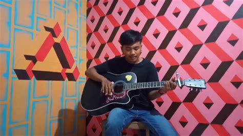 Maybe you would like to learn more about one of these? hujan semakin deras | cintaku takkan berubah | anie carera | cover gitar akustik - YouTube