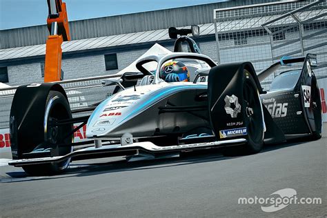 Stoffel vandoorne was born in kortrijk. C'est Vandoorne contre Wehrlein pour le titre Race at Home ...