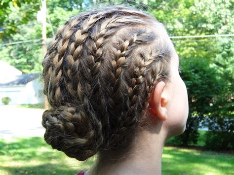 See more of how to braid your own hair on facebook. 5 Professionals Teach You How to Braid Your Own Hair