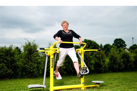 Outdoor Gym And Fitness Equipment Trainer Street Workout