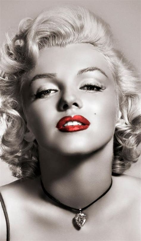 American Actress Marilyn Monroe With Red Lips