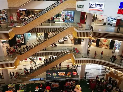 Elevate to the next leading lifestyle destination in kl south. IMG_20180318_135818_large.jpg - Picture of Sunway Velocity ...