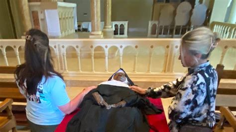 Nuns Exhumed Body Draws Catholics To Gower Missouri Abbey Kansas