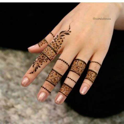 See more ideas about henna designs, mehndi, henna tattoo. Pin by jankikaushik on mehndi | Mehndi designs for fingers ...