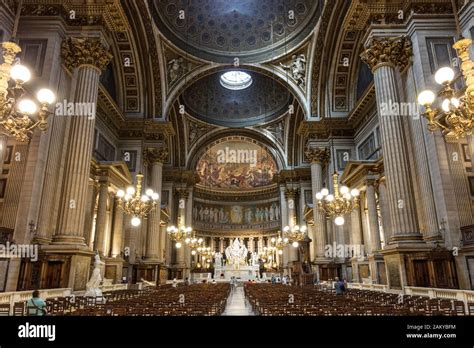 Léglise Sainte Marie Madeleine Hi Res Stock Photography And Images Alamy