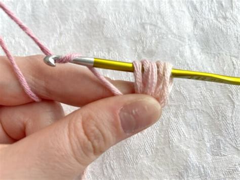 Master The Jasmine Stitch With This Easy Tutorial Photos Little